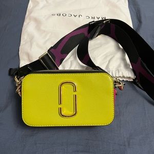 Mark Jacob camera bag crossbody